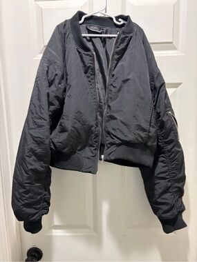 Women's Black Cropped Bomber Jacket - Unbranded
